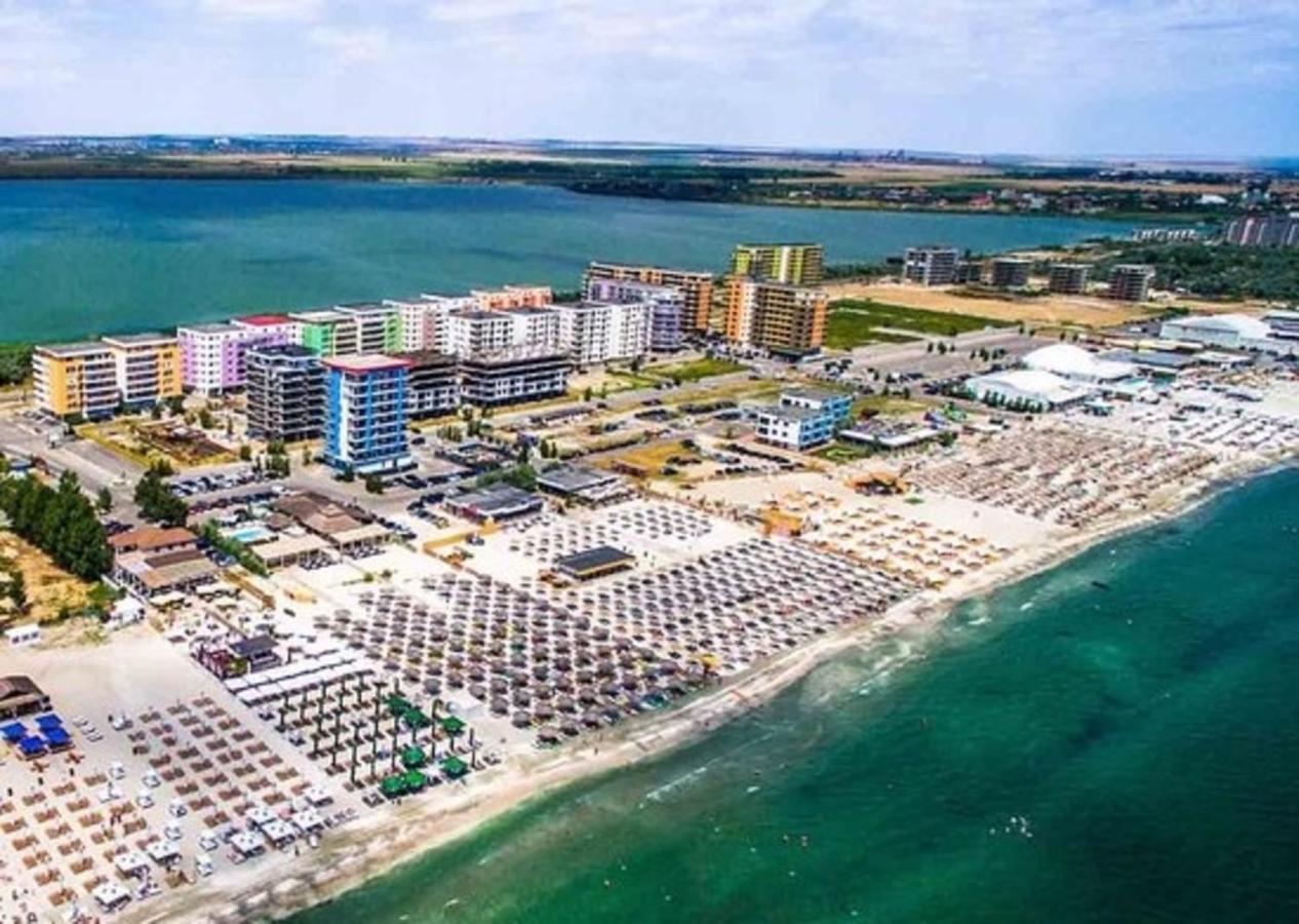 Summerland Sea & Lake Mamaia Exteriör bild